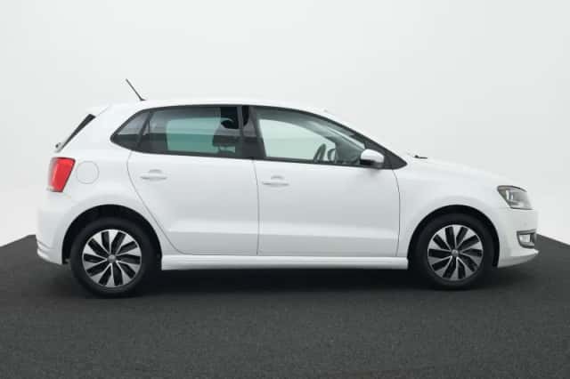 Volkswagen Polo (2017) thumbnail 3