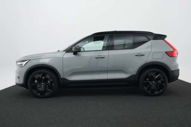 Volvo EX40 (2026) thumbnail 3
