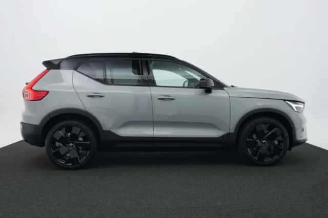 Volvo EX40 (2026) thumbnail 4