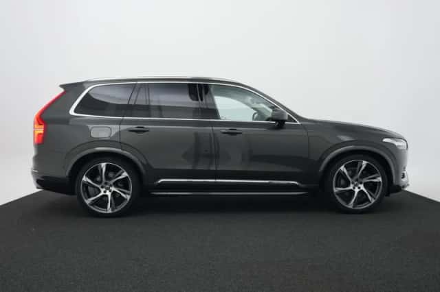 Volvo XC90 (2021) thumbnail 4