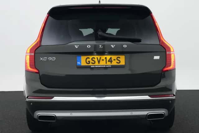 Volvo XC90 (2021) thumbnail 6