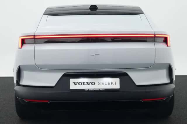 Polestar 4 (2025) thumbnail 6
