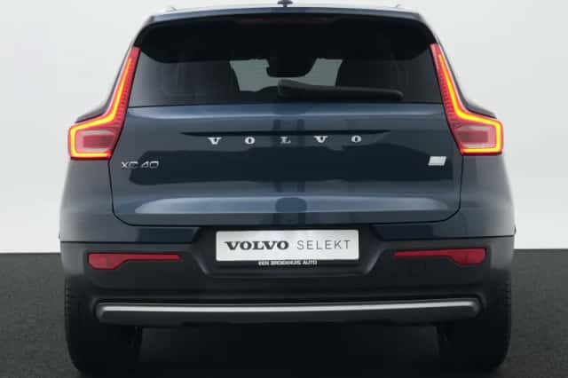 Volvo XC40 (2021) thumbnail 6