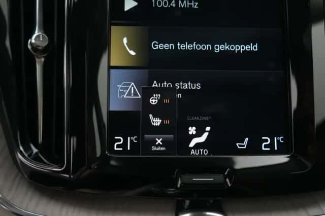 Volvo XC60 (2020) thumbnail 5