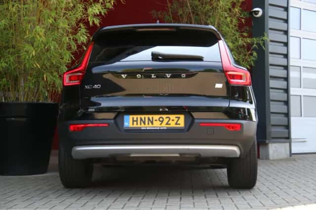 Volvo XC40 (2020) thumbnail 5