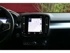 Volvo XC40 (2020) thumbnail 9