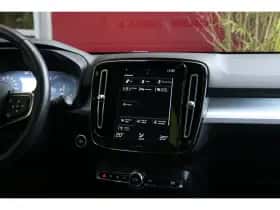 Volvo XC40 (2020) thumbnail 10