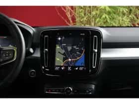 Volvo XC40 (2022) thumbnail 15