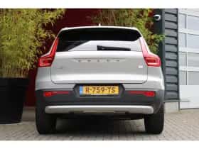 Volvo XC40 (2022) thumbnail 9
