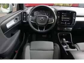 Volvo XC40 (2022) thumbnail 10