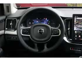 Volvo XC90 (2025) thumbnail 16