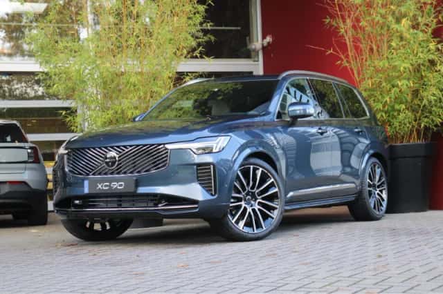 Volvo XC90 (2025) thumbnail 1