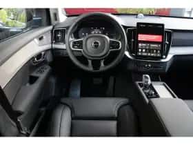 Volvo XC90 (2025) thumbnail 12