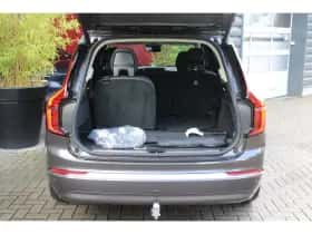 Volvo XC90 (2025) thumbnail 9