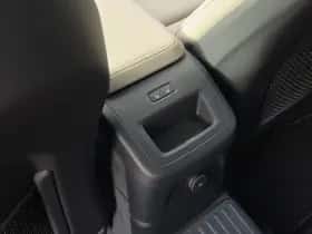 Volvo XC60 (2025) thumbnail 17