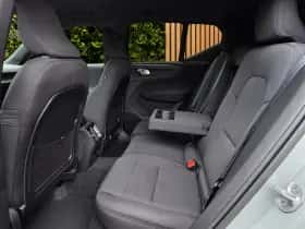 Volvo EX40 (2026) thumbnail 6