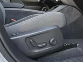 Volvo EX40 (2025) thumbnail 18