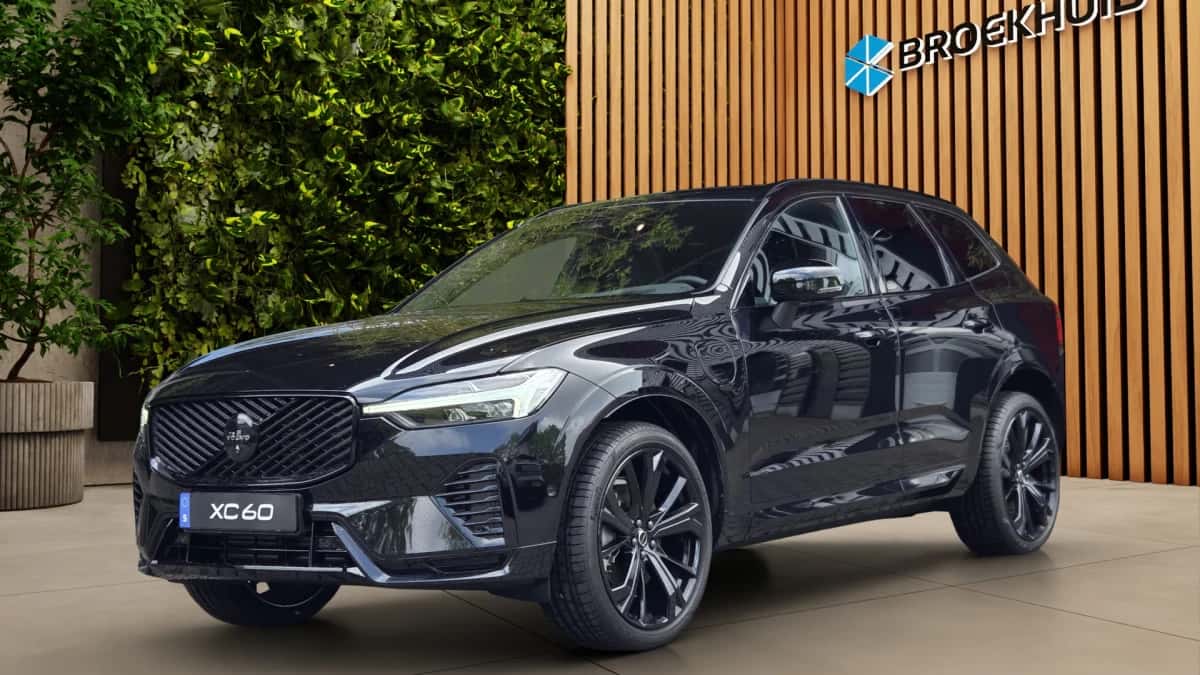 Volvo XC60 (2026) — foto 1