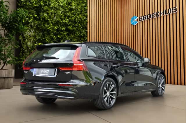 Volvo V60 (2026) thumbnail 2
