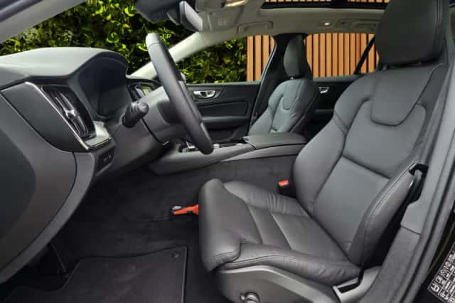Volvo V60 (2026) thumbnail 5