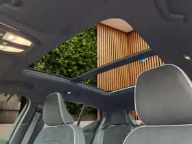 Volvo EX40 (2026) thumbnail 6