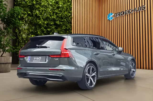 Volvo V60 (2026) thumbnail 2
