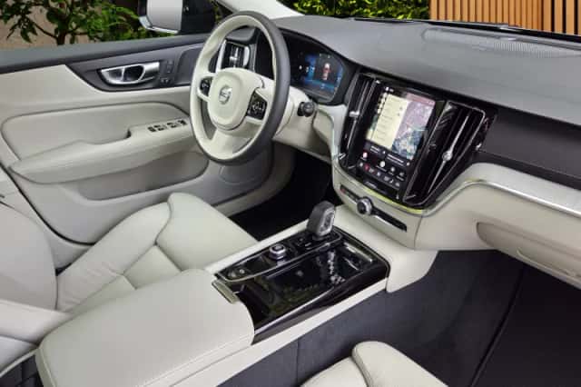 Volvo V60 (2026) thumbnail 3