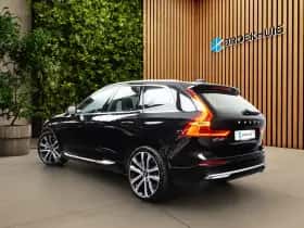 Volvo XC60 (2024) thumbnail 2