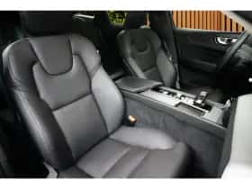 Volvo XC60 (2024) thumbnail 4