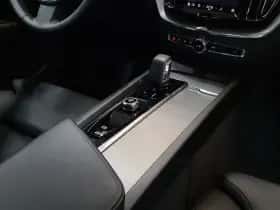 Volvo XC60 (2025) thumbnail 19