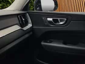Volvo XC60 (2025) thumbnail 20