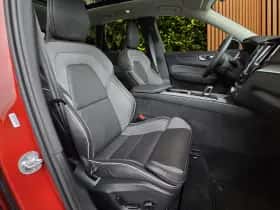 Volvo XC60 (2025) thumbnail 5