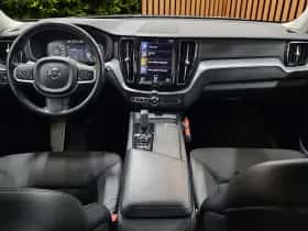 Volvo XC60 (2021) thumbnail 4