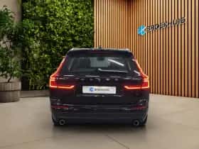 Volvo XC60 (2021) thumbnail 9