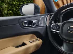 Volvo XC60 (2021) thumbnail 13