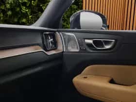 Volvo XC60 (2021) thumbnail 22