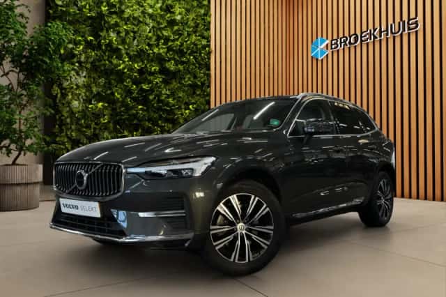 Volvo XC60 (2022) thumbnail 1
