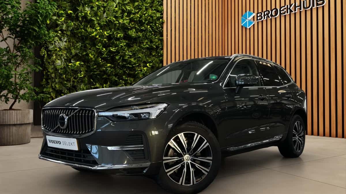 Volvo XC60 (2022) — foto 1