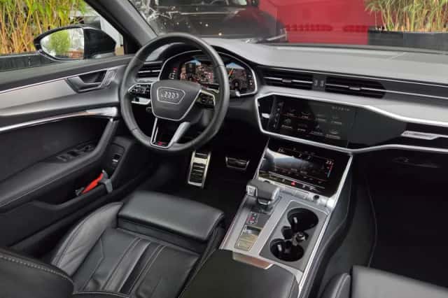 Audi A6 (2024) thumbnail 3