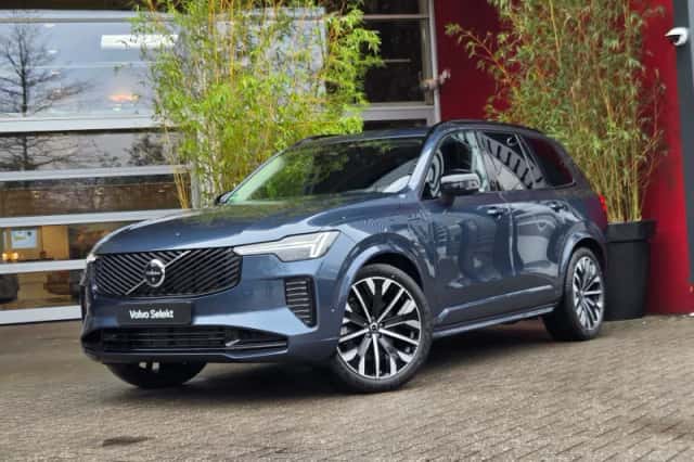 Volvo XC90 (2025) thumbnail 1