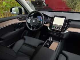 Volvo XC90 (2025) thumbnail 3