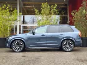 Volvo XC90 (2025) thumbnail 4