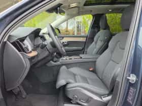 Volvo XC90 (2025) thumbnail 5