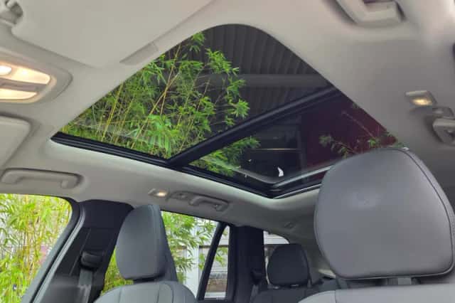 Volvo XC90 (2025) thumbnail 6
