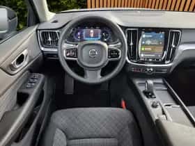 Volvo V60 (2023) thumbnail 10