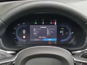 Volvo XC60 (2024) thumbnail 13