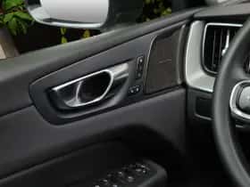 Volvo XC60 (2024) thumbnail 14
