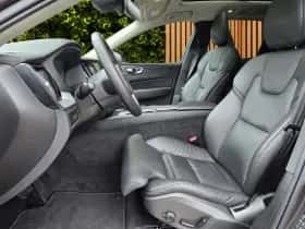 Volvo XC60 (2024) thumbnail 5