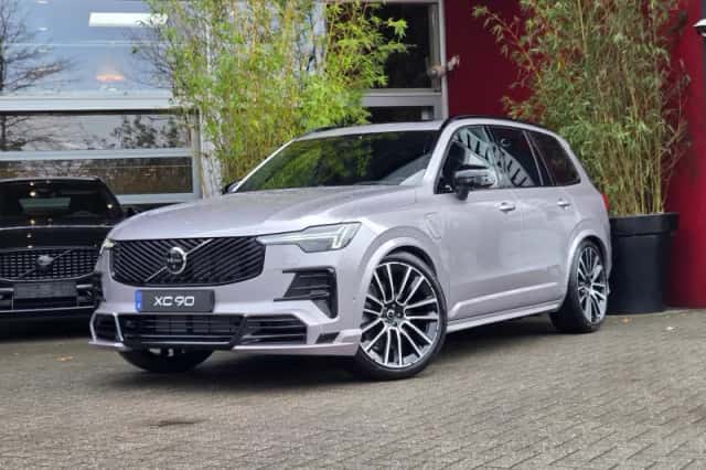 Volvo XC90 (2026) thumbnail 1