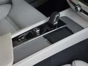 Volvo S60 (2024) thumbnail 17